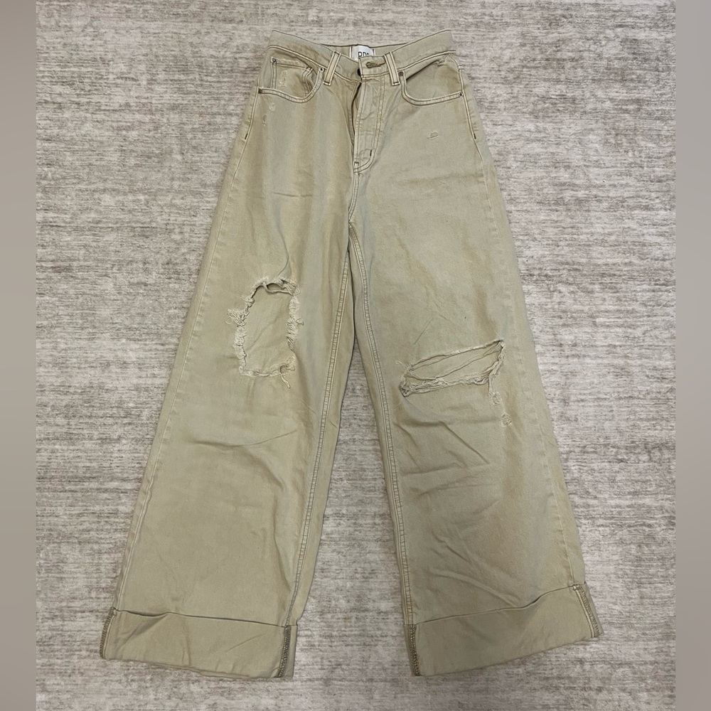 Urban Outfitters BDG Beige Y2K Skater Baggy Wide-Legged Distressed Jeans